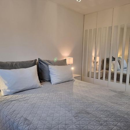 Luxury Apartment Umag Bagian luar foto
